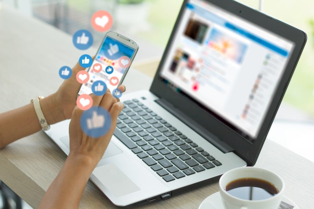 Essential Tools for Small Businesses to Manage Social Media