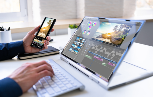 Remote experts with world-class Creative skills—just a click away